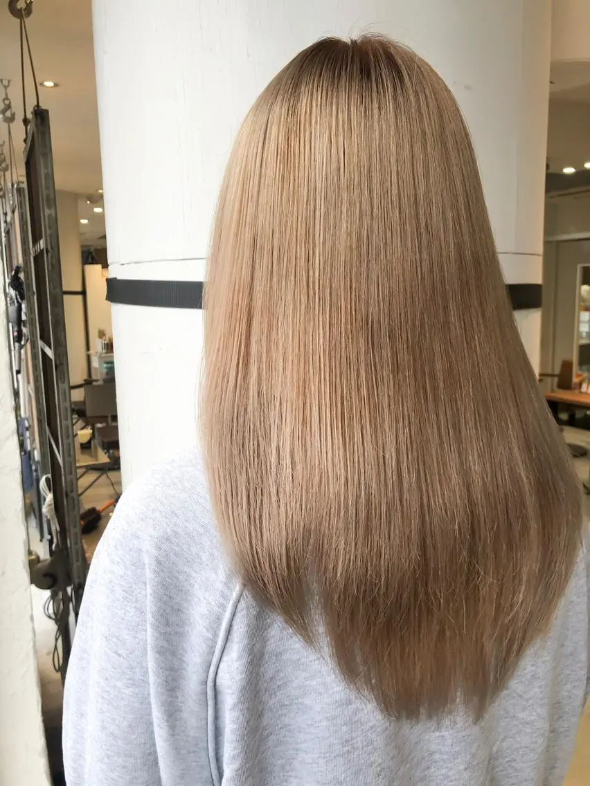セミロング カラー welring hair salonのヘアスタイル