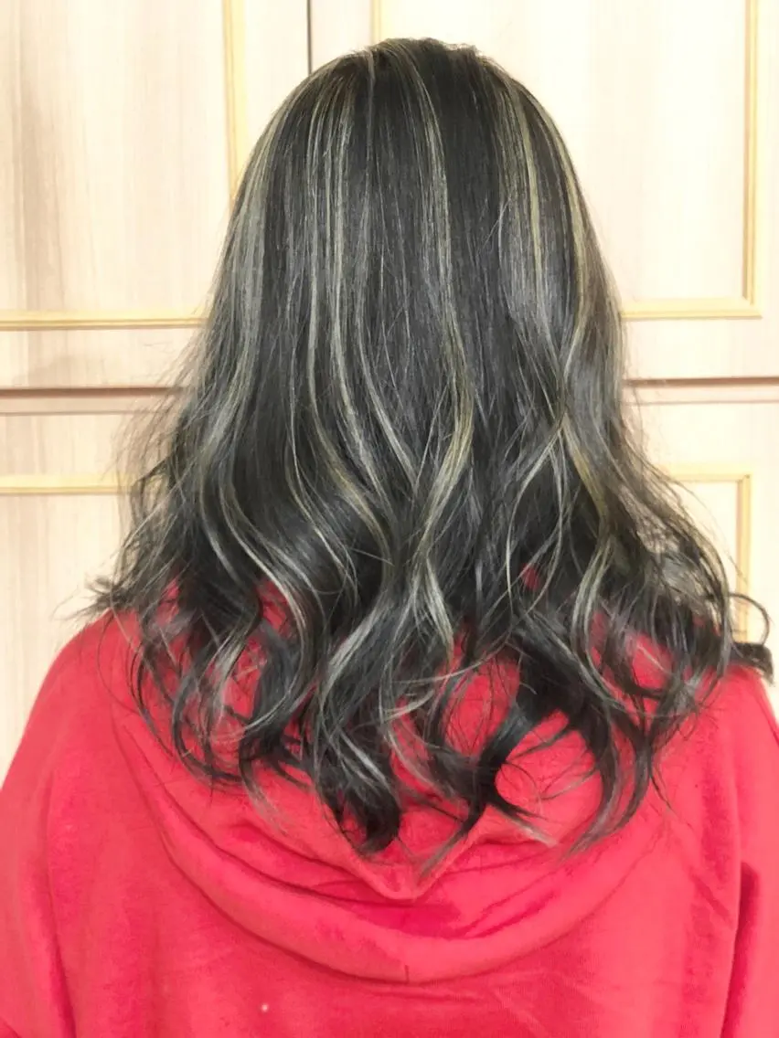 セミロング カラー ヘアアレンジ 🌼圧倒的な口コミ数 BRAVE柏東口のヘアスタイル