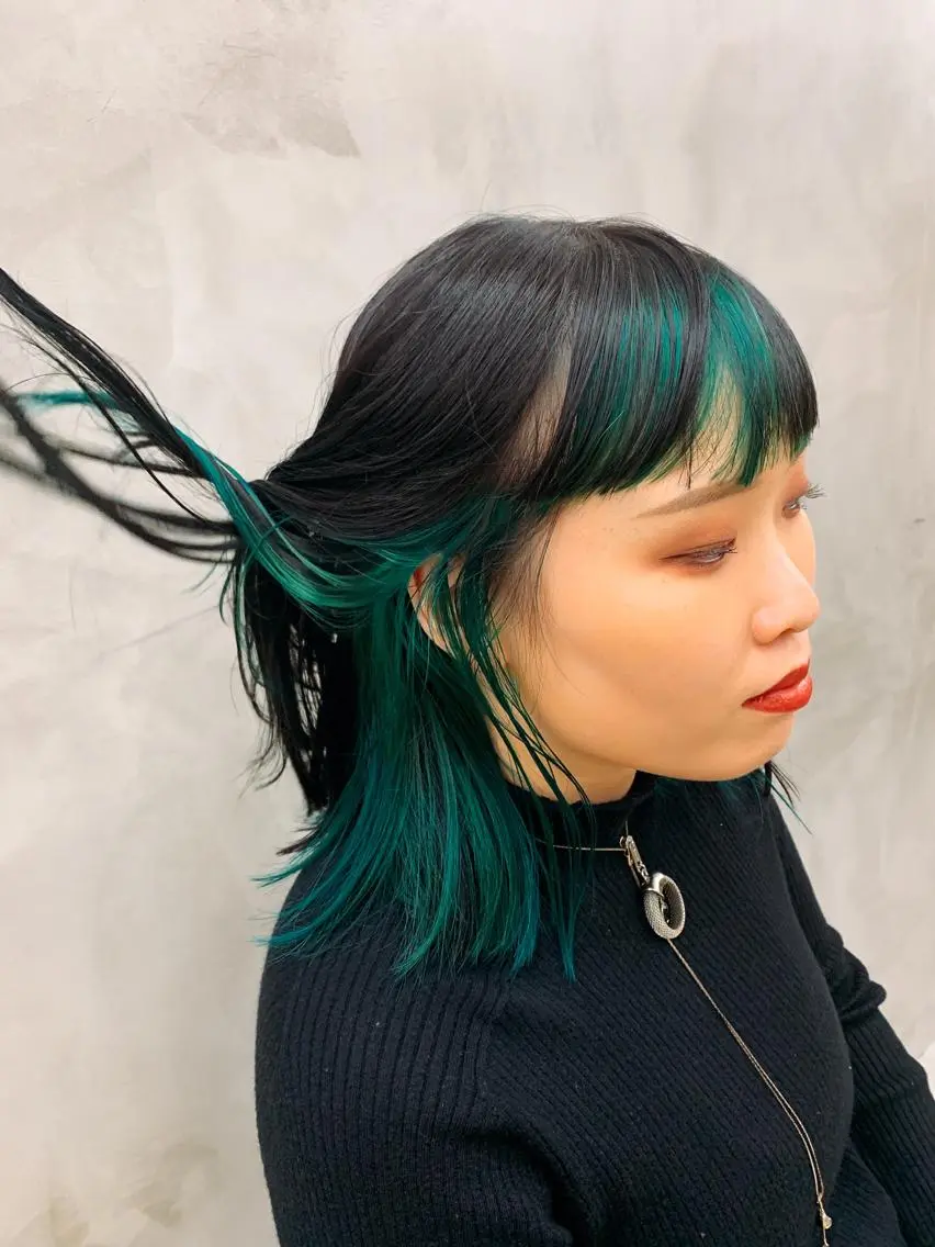 カラー ヘアカラー トリートメント 💓パーマ，💗 レイヤーカットのヘアスタイル