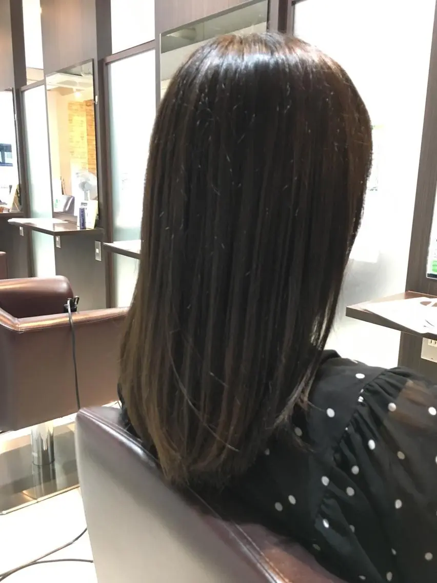 ミディアム カラー ブラウンカラー ダークブラウン CA-PETZ 大石 ゆうなのヘアスタイル