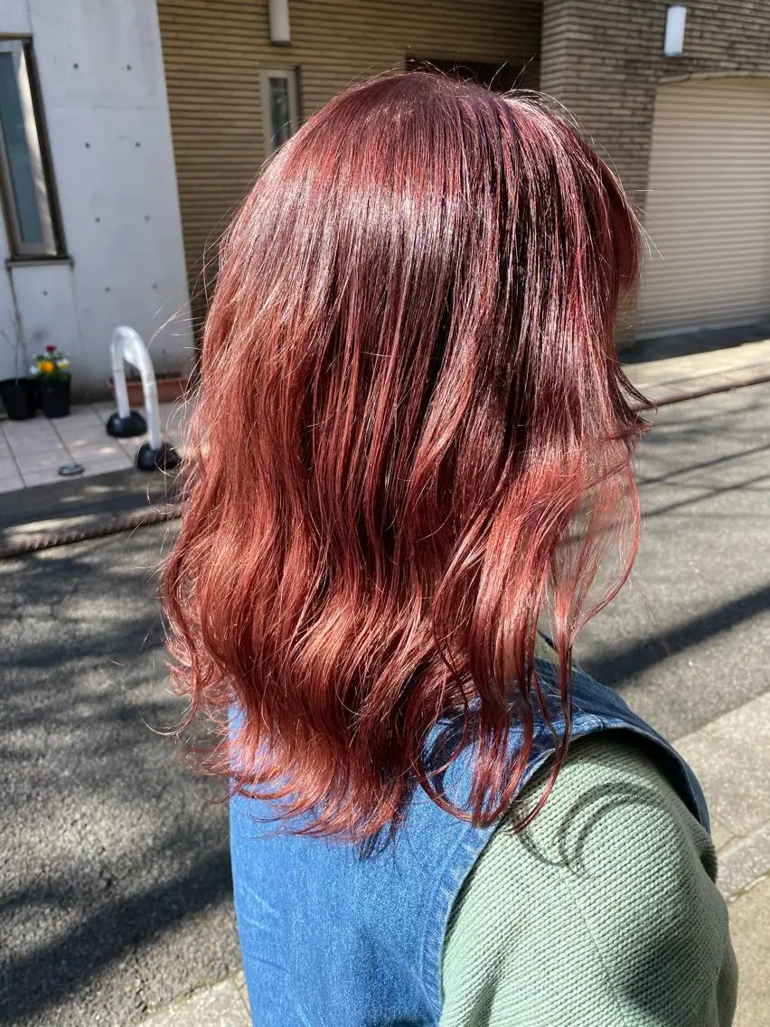 セミロング カラー ピンクカラー 勝河 怜楊のヘアスタイル