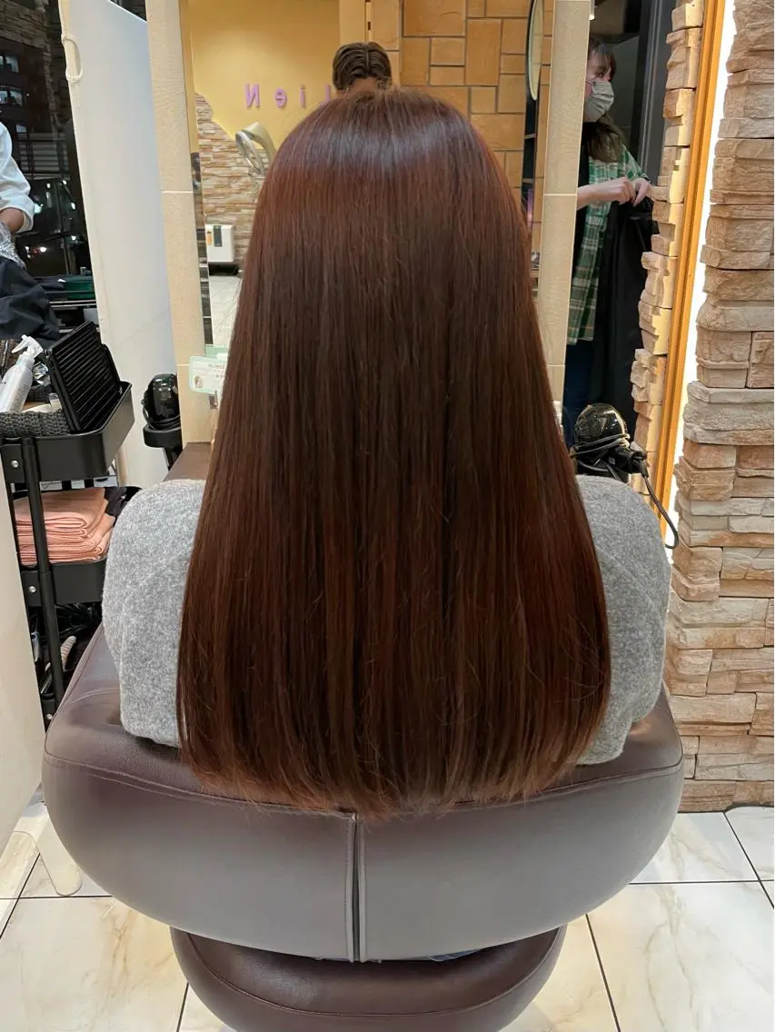 ロング ヘアカラー 新籾 尚哉のヘアスタイル