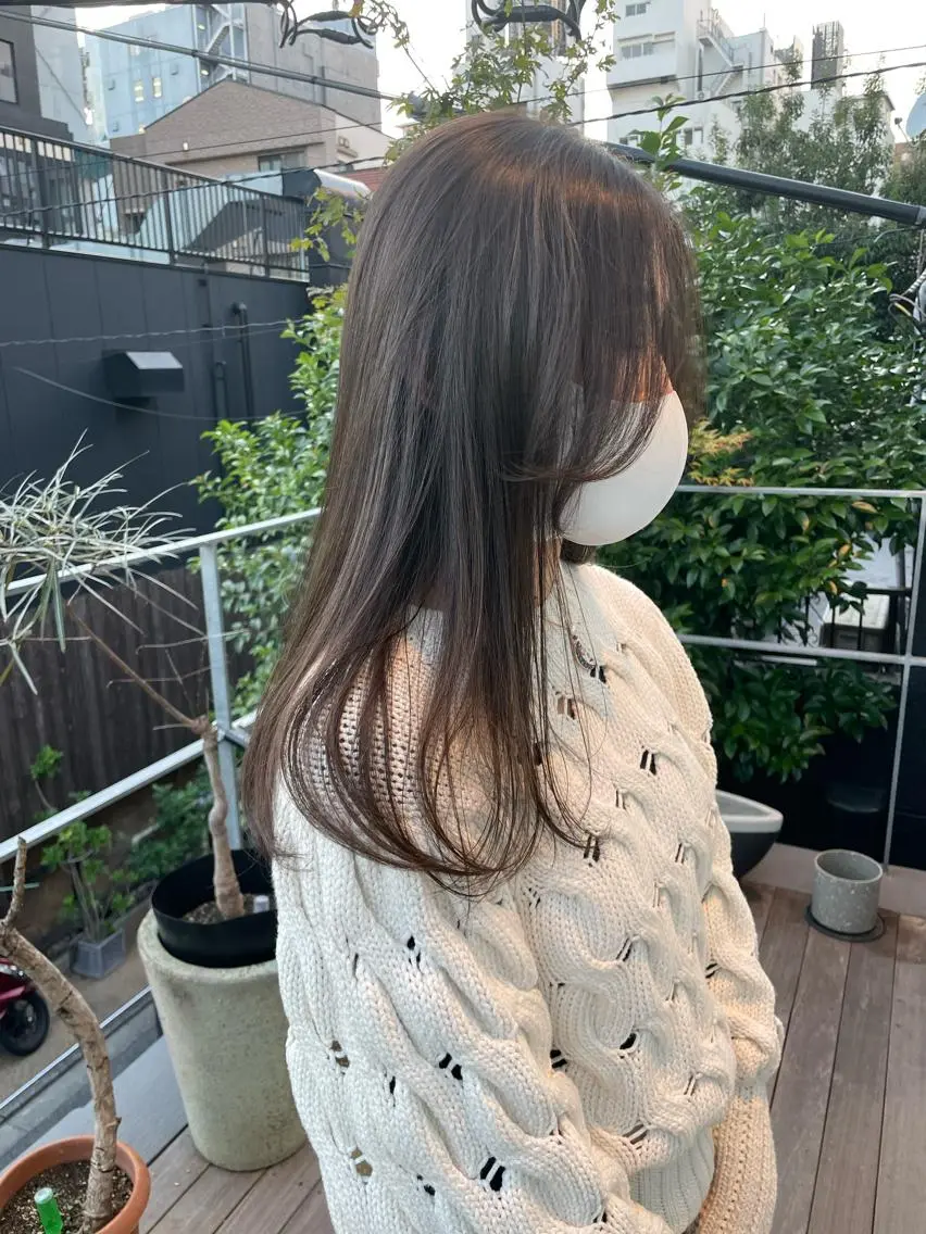 ミディアム カット ヘアカラー 佐伯 和佳のヘアスタイル