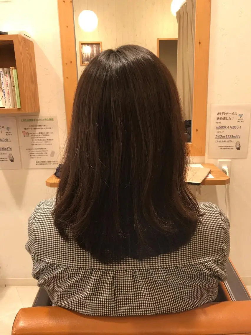 セミロング 縮毛矯正 ツヤ髪専門美容師 桑原 和誠のヘアスタイル