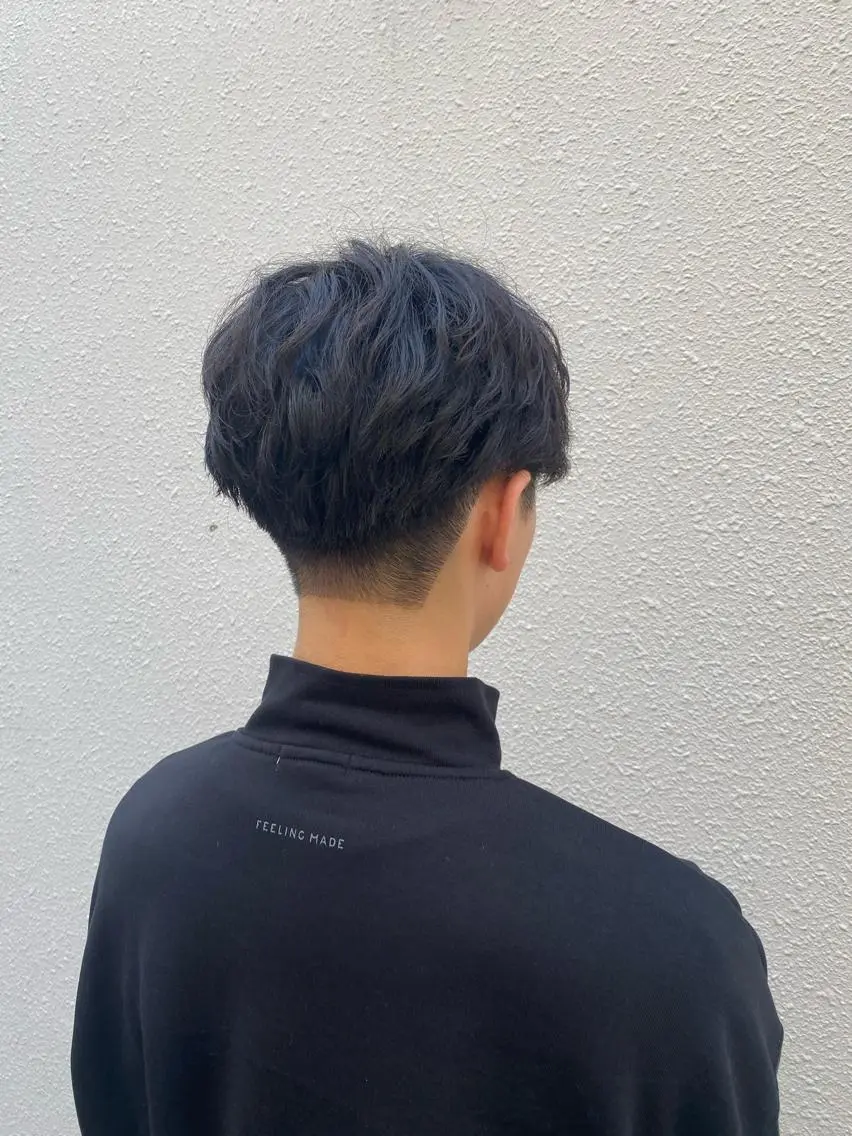 メンズ 柏のセンターパート のプロ関口 柊太のヘアスタイル