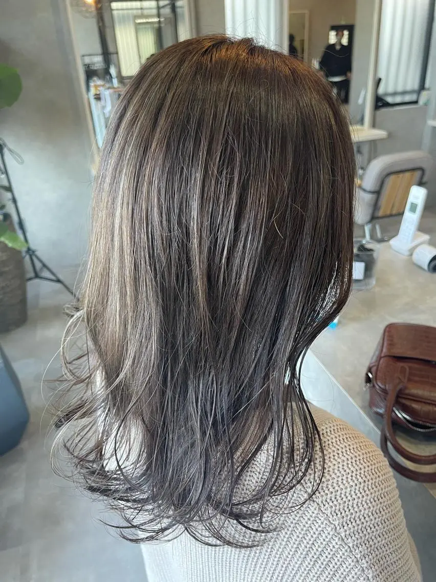 セミロング カット ヘアカラー トリートメント 一ノ瀬 暁のヘアスタイル