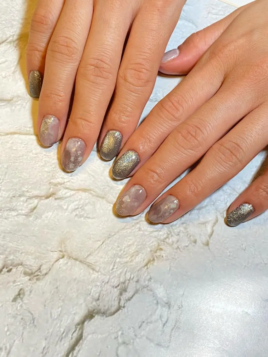 ネイル ジェルネイル マグネットネイル ニュアンスネイル パラジェル M nail はやまうららのネイルデザイン