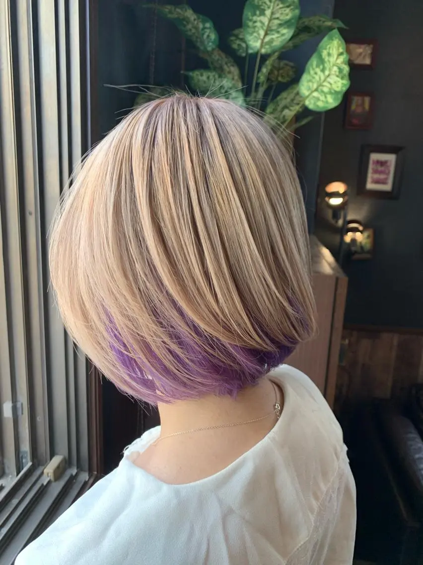 ショート カラー 金澤 愛のヘアスタイル