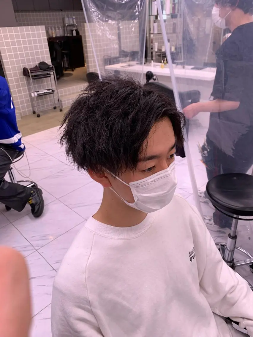 ショート カラー パーマ メンズ メンズパーマ特化 TAIGAのヘアスタイル