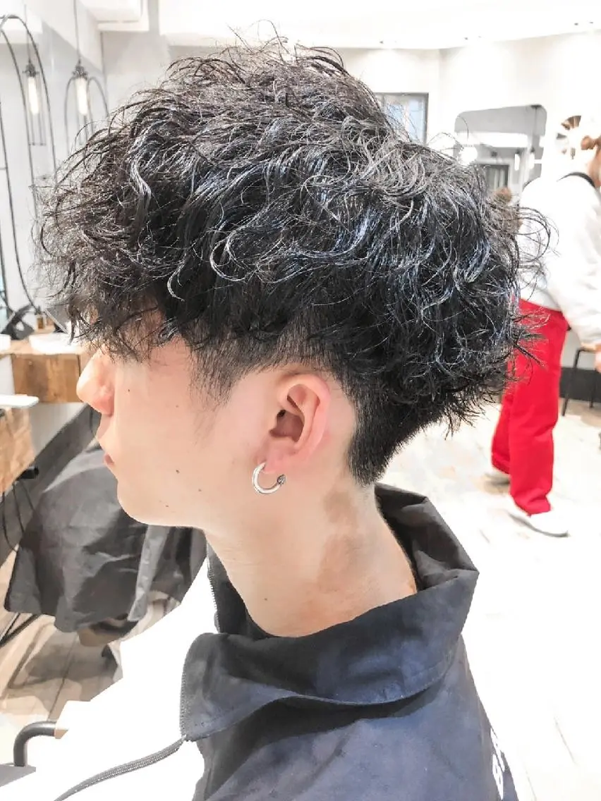 ショート パーマ メンズ メンズパーマ ツイストスパイラルパーマ スパイラルパーマ カット パーマ トリートメント ヘアセット TAKE メンズ特化のヘアスタイル