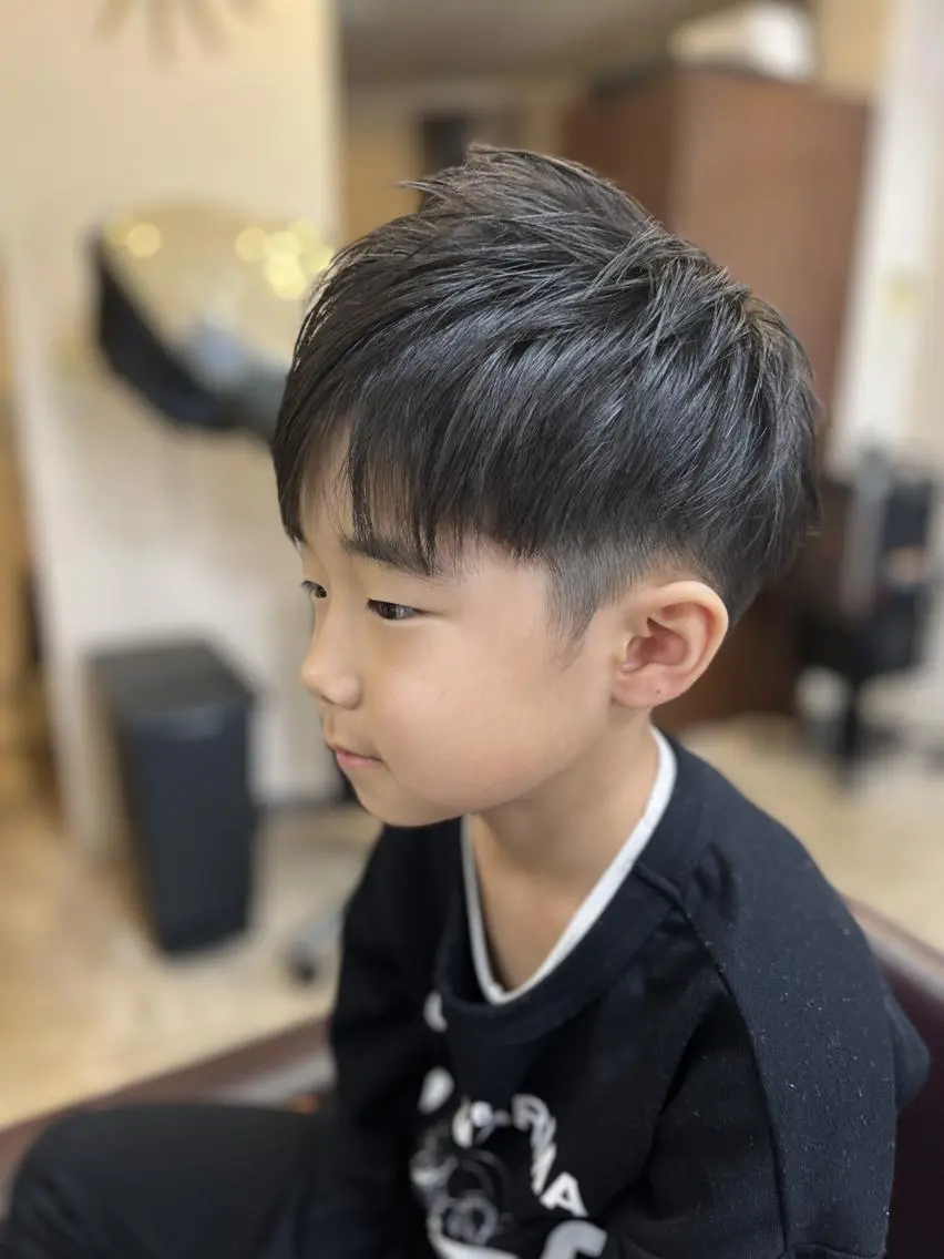 キッズ カット 澤崎 希望のヘアスタイル