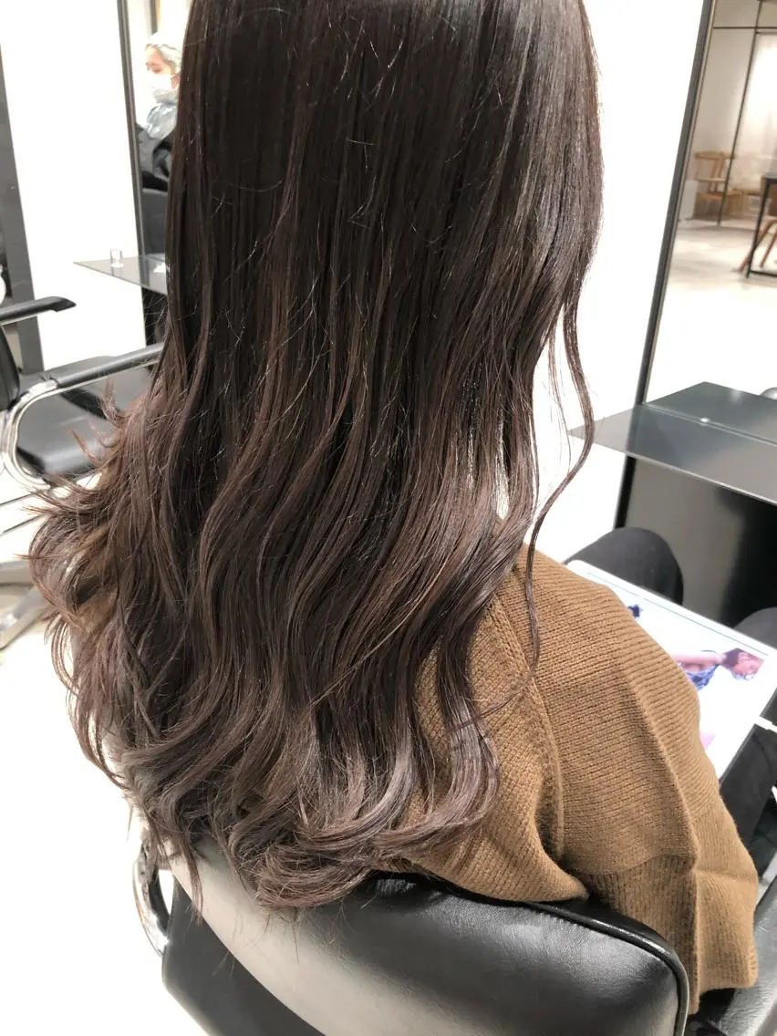 ミディアム カラー ブリーチ グラデーションカラー ハイライトカラー ハイライト ヘアカラー トリートメント センスをお届けします 大谷将生infpのヘアスタイル