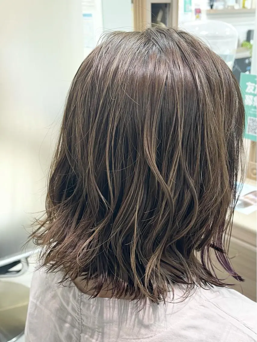 ミディアム カット パーマ トリートメント 藤原 亜美🤍のヘアスタイル