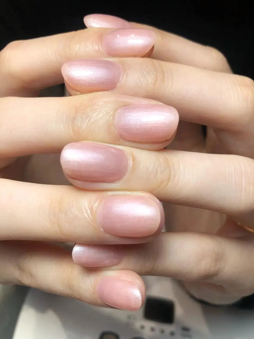 ネイル ラメ(グリッター) ワンカラーネイル bijou nails 蓮のネイルデザイン