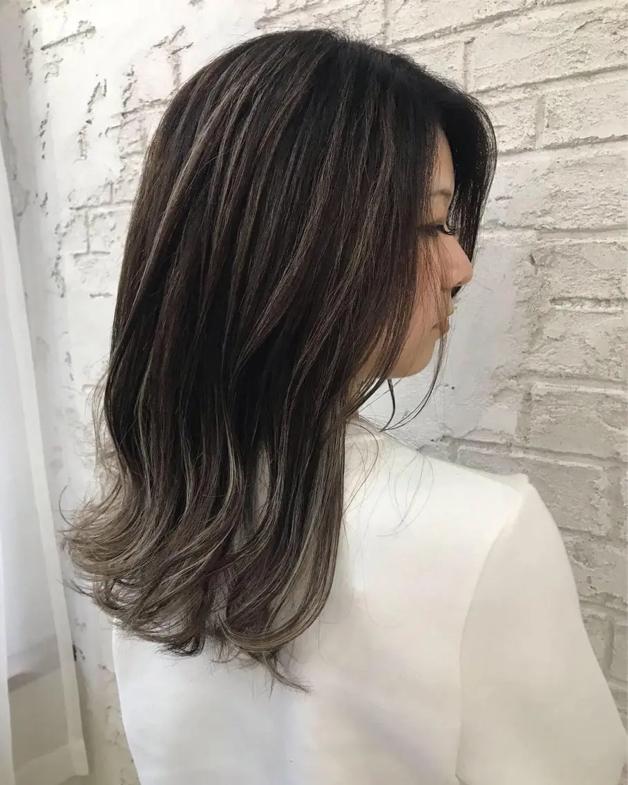 ロング ハイライト 🇺🇸ハイライト特 化美容師🇺🇸漆沢のヘアスタイル