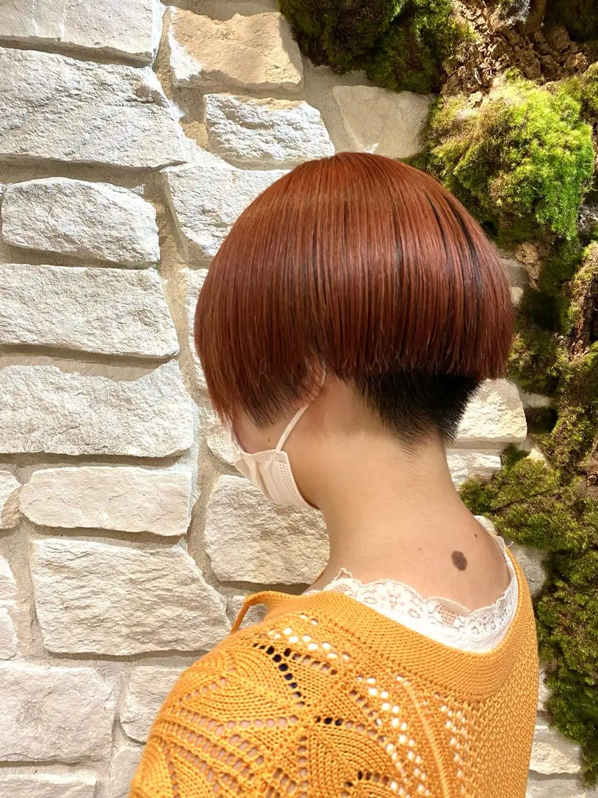 ショート カラー オレンジ ブリーチカラー⸜♡⸝ クルミ🐍のヘアスタイル