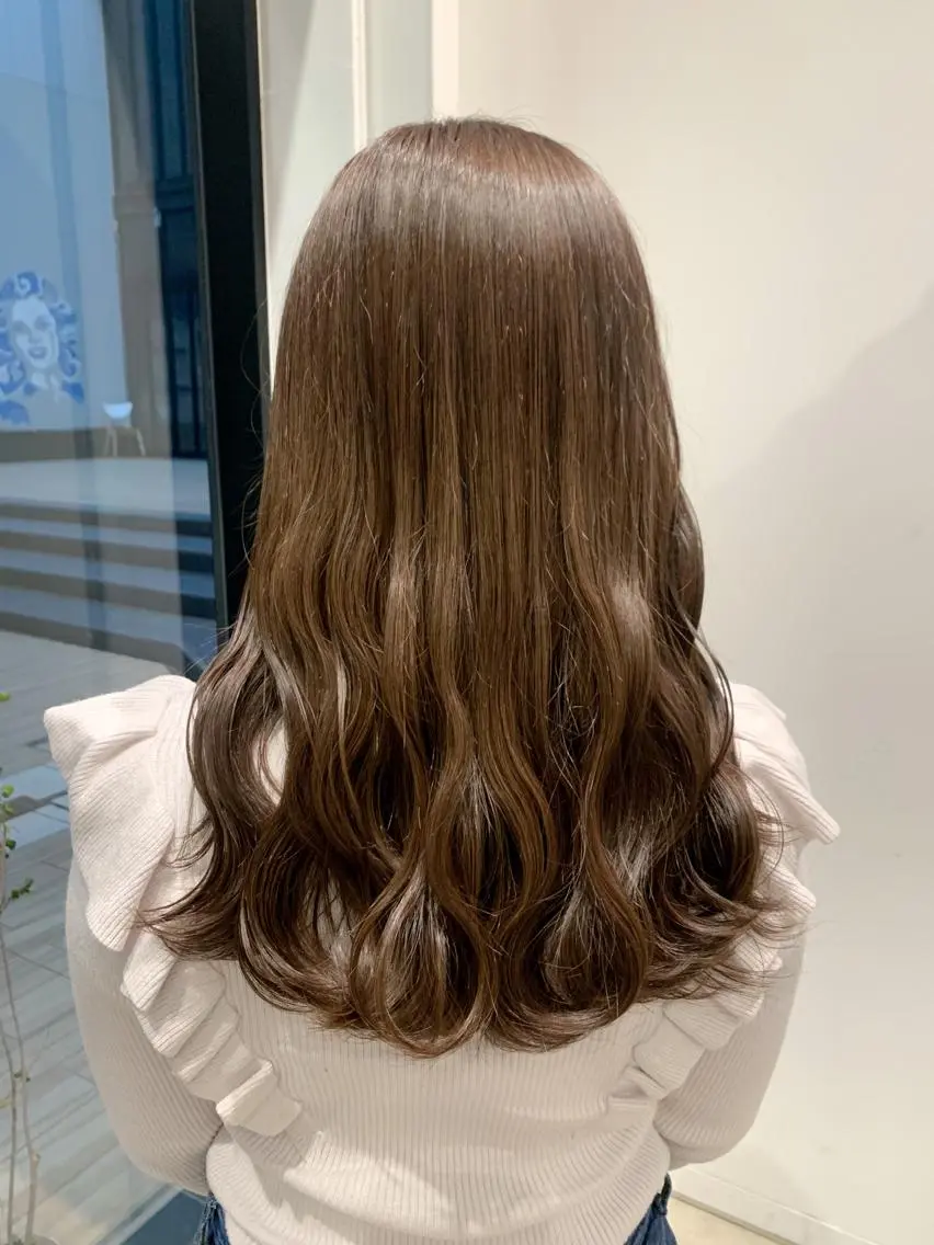 ロング カラー ヘアアレンジ カット ヘアカラー トリートメント yuka .のヘアスタイル