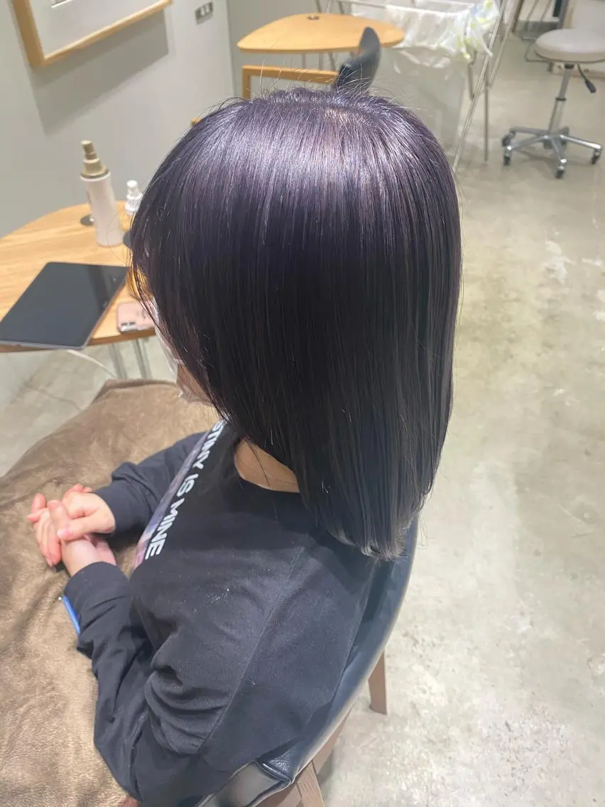 カラー ブリーチ 加藤 優紗のヘアスタイル