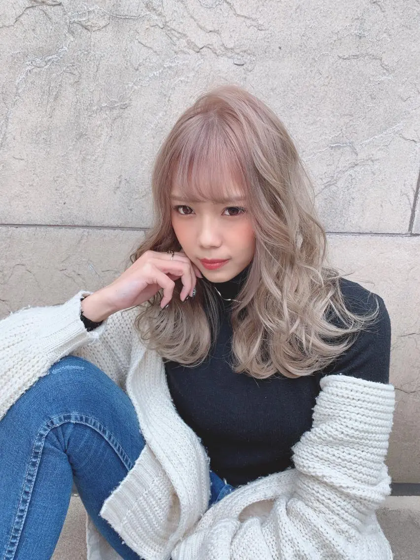 ロング カラー ブリーチ ブロンド ホワイトブロンド ヘアカラー トリートメント レイヤー/ウルフ ハイトーンhiroのヘアスタイル