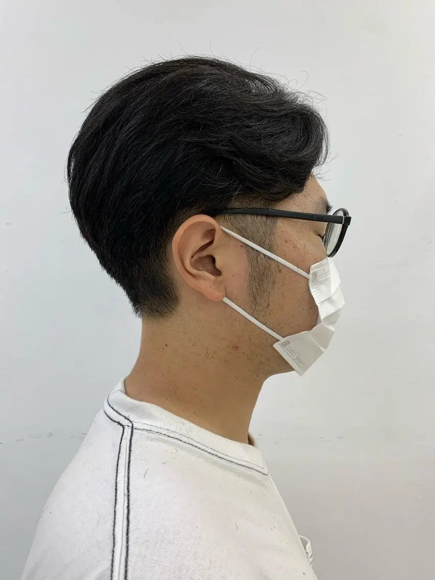 メンズ センターパート 刈り上げ ゆうき あすかのヘアスタイル
