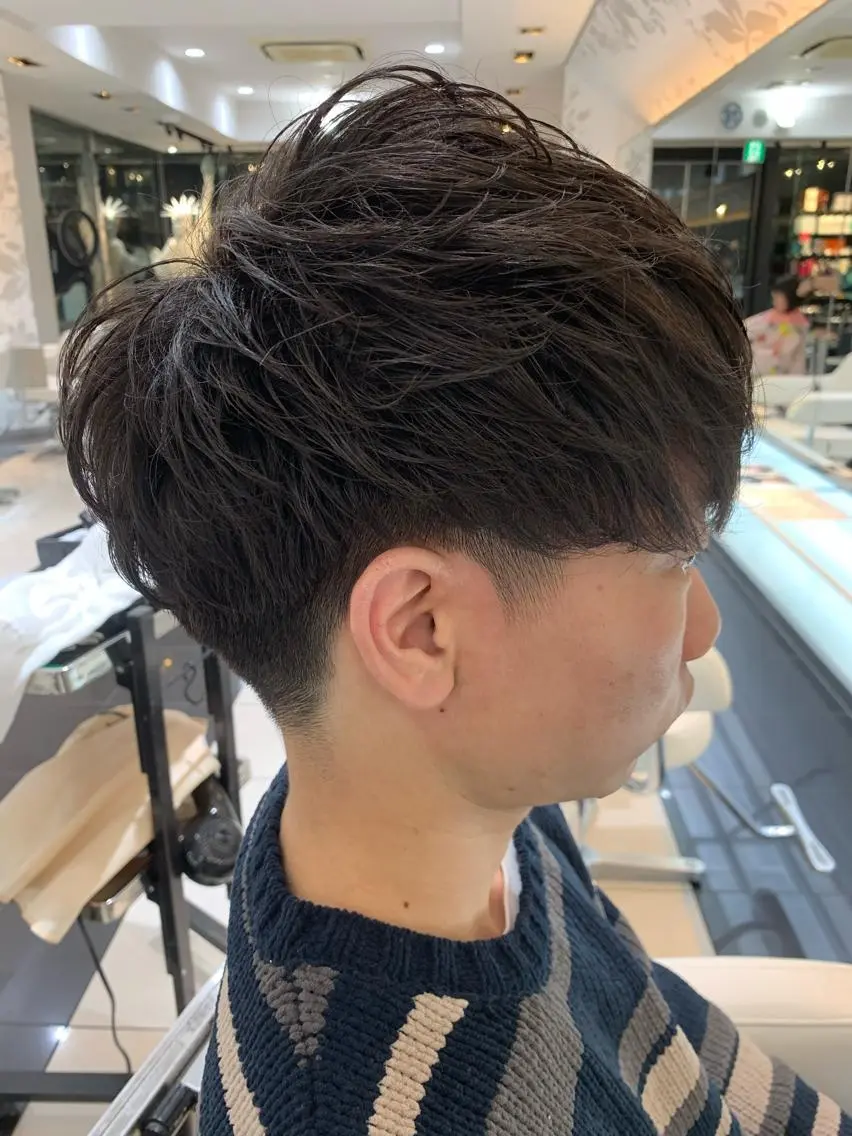 ショート パーマ メンズ マッシュ メンズパーマ 赤み消しカラー /透明感カラー 上長のヘアスタイル