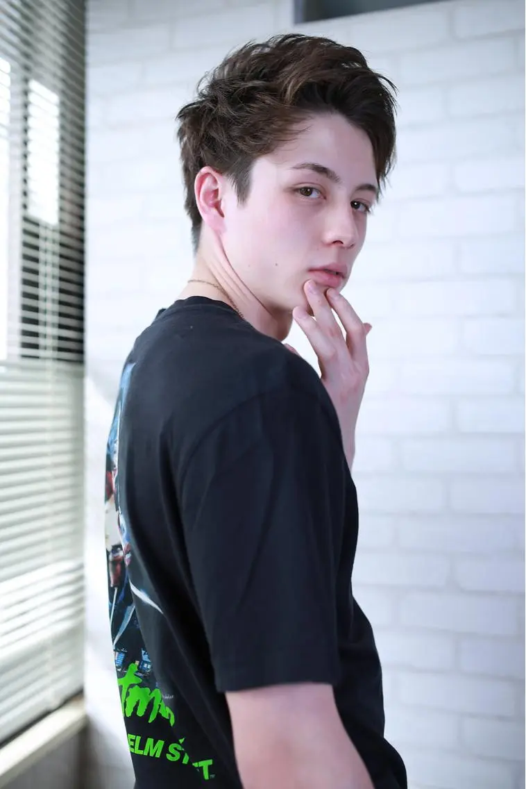 ショート カラー パーマ ヘアアレンジ メンズ キッズ ネイル マツエク・マツパ アイブロウ マッシュ ショートヘア ショートネイル premier modelsのヘアスタイル
