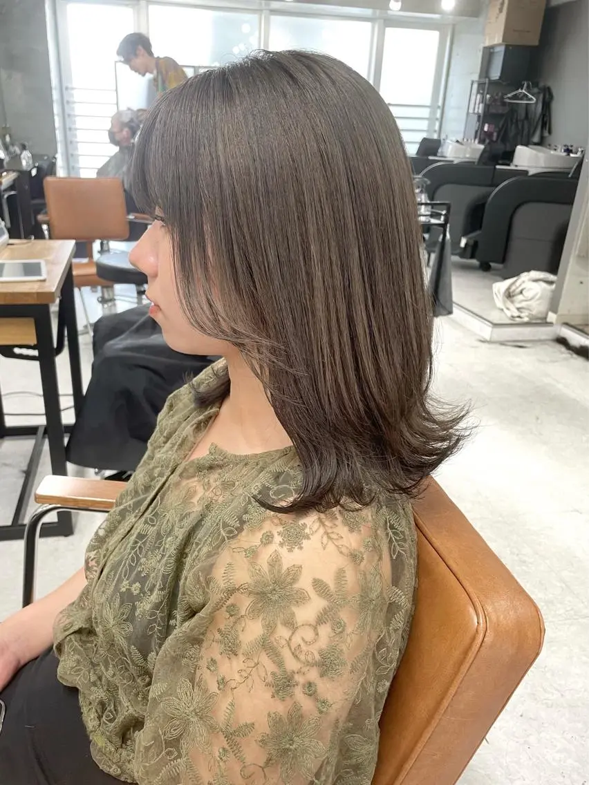 ミディアム カラー ヘアアレンジ ブリーチ ケアブリーチ ダブルカラー ハイライトカラー イルミナカラー 🌷FUKA🌷 まろやかハイトーンのヘアスタイル