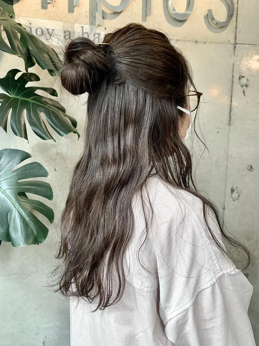 セミロング カラー カット ヘアカラー ナカジマ ハルカのヘアスタイル