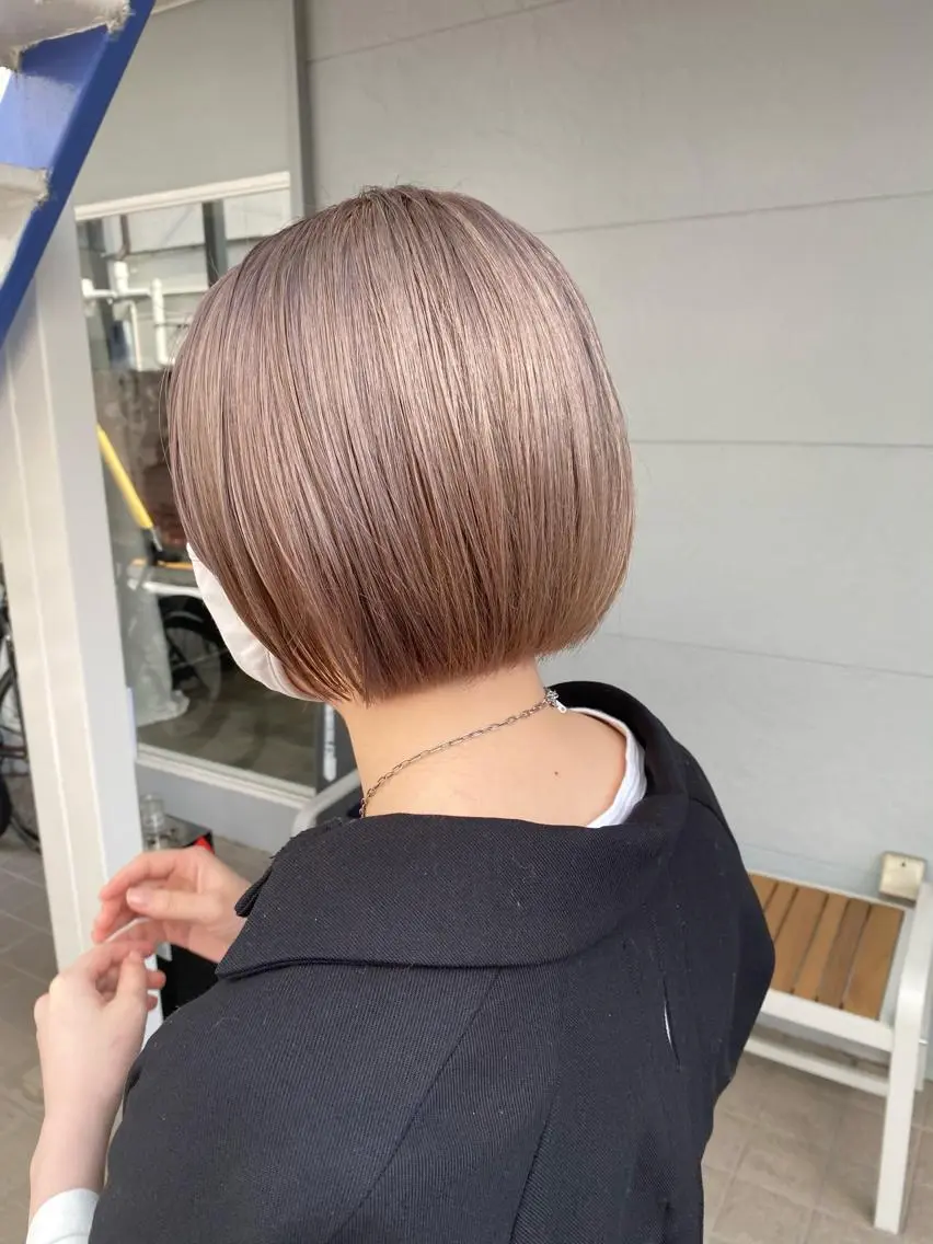 ショート カラー ヘアアレンジ ヘアカラー トリートメント lani ブリーチ /ダブルカラーのヘアスタイル