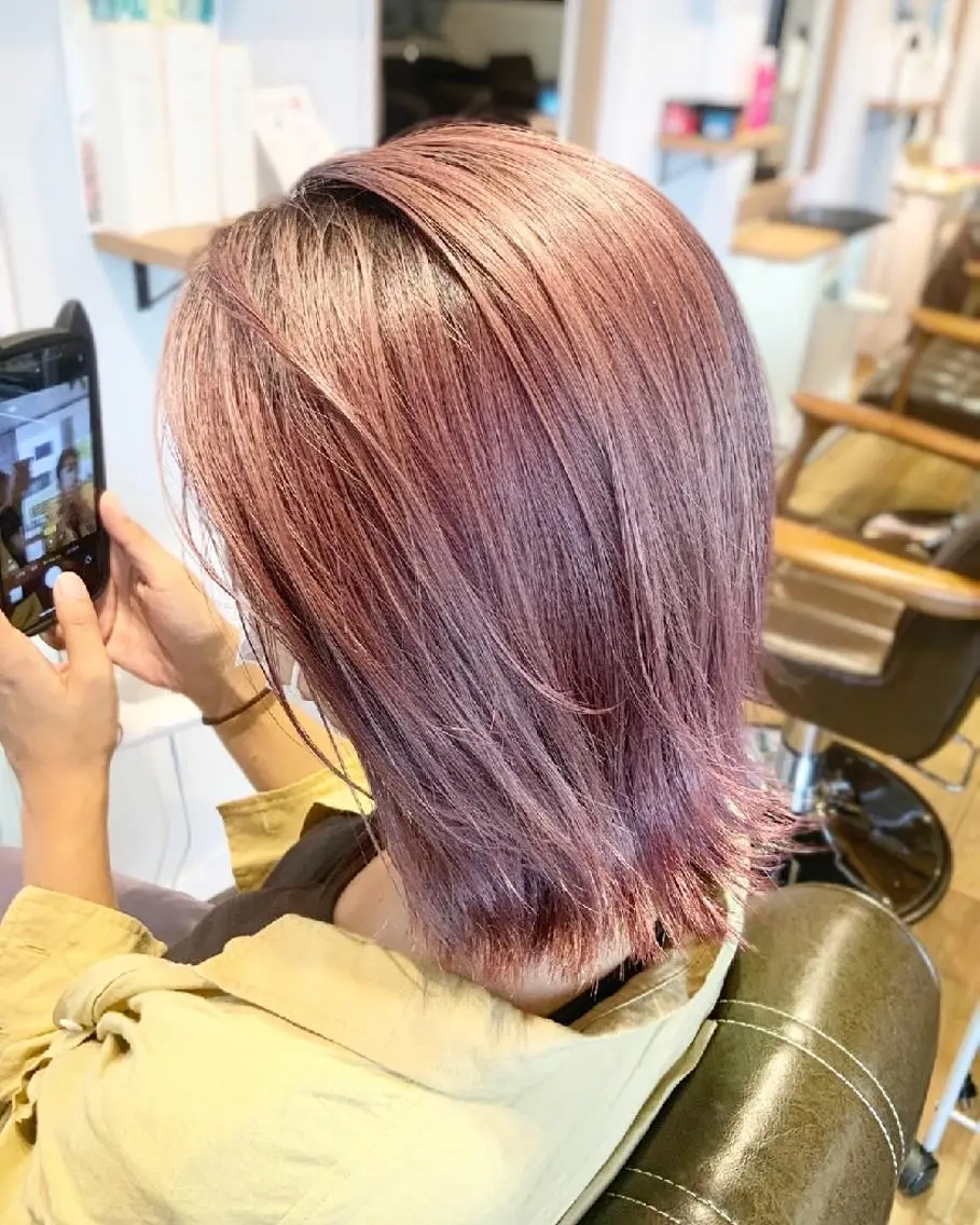 カラー ブリーチ ピンクカラー ホワイトピンク ヘアカラー トリートメント 堀 望美のヘアスタイル