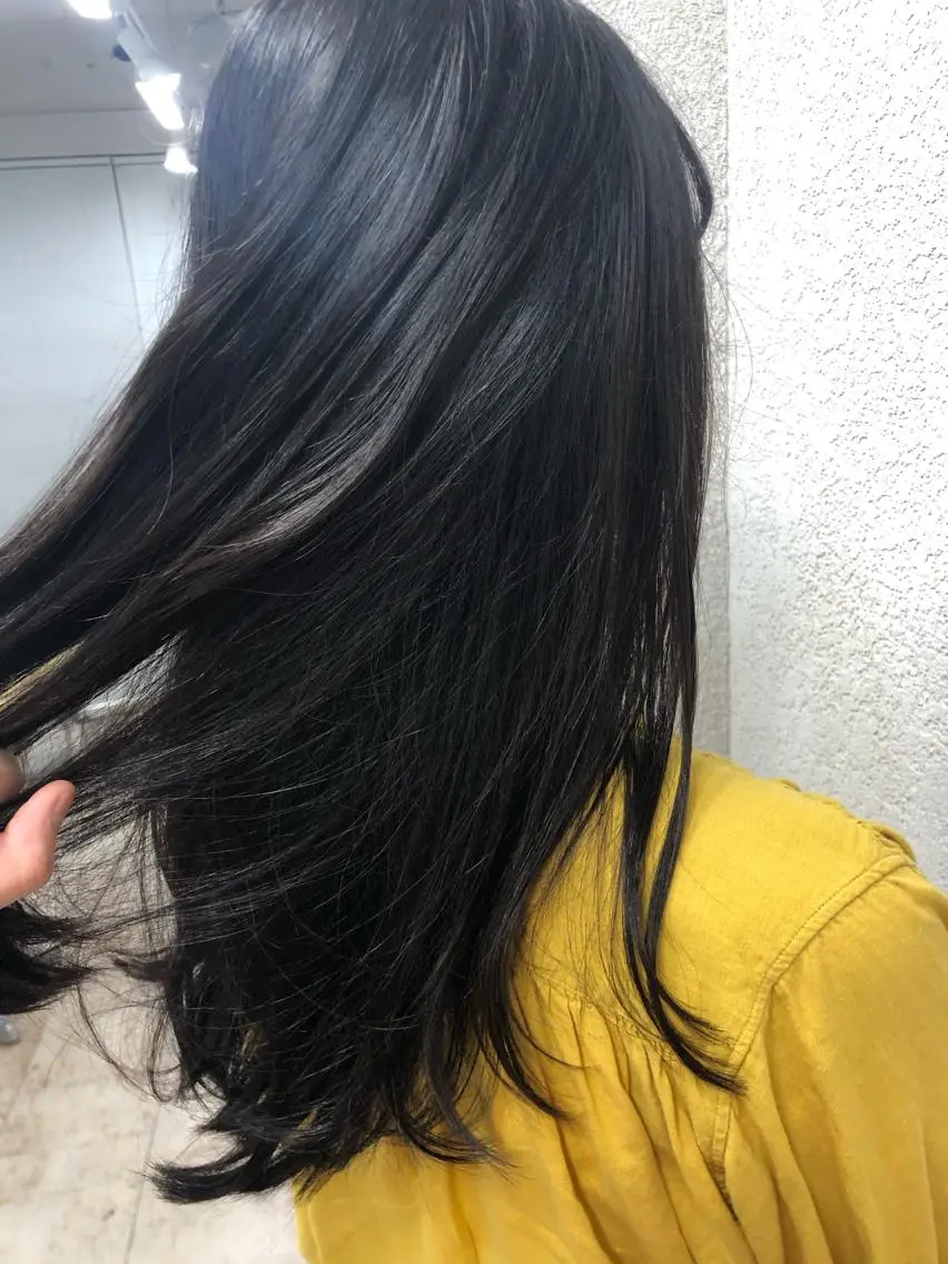 セミロング ブリーチ/髪質改善 店長 板垣智大のヘアスタイル