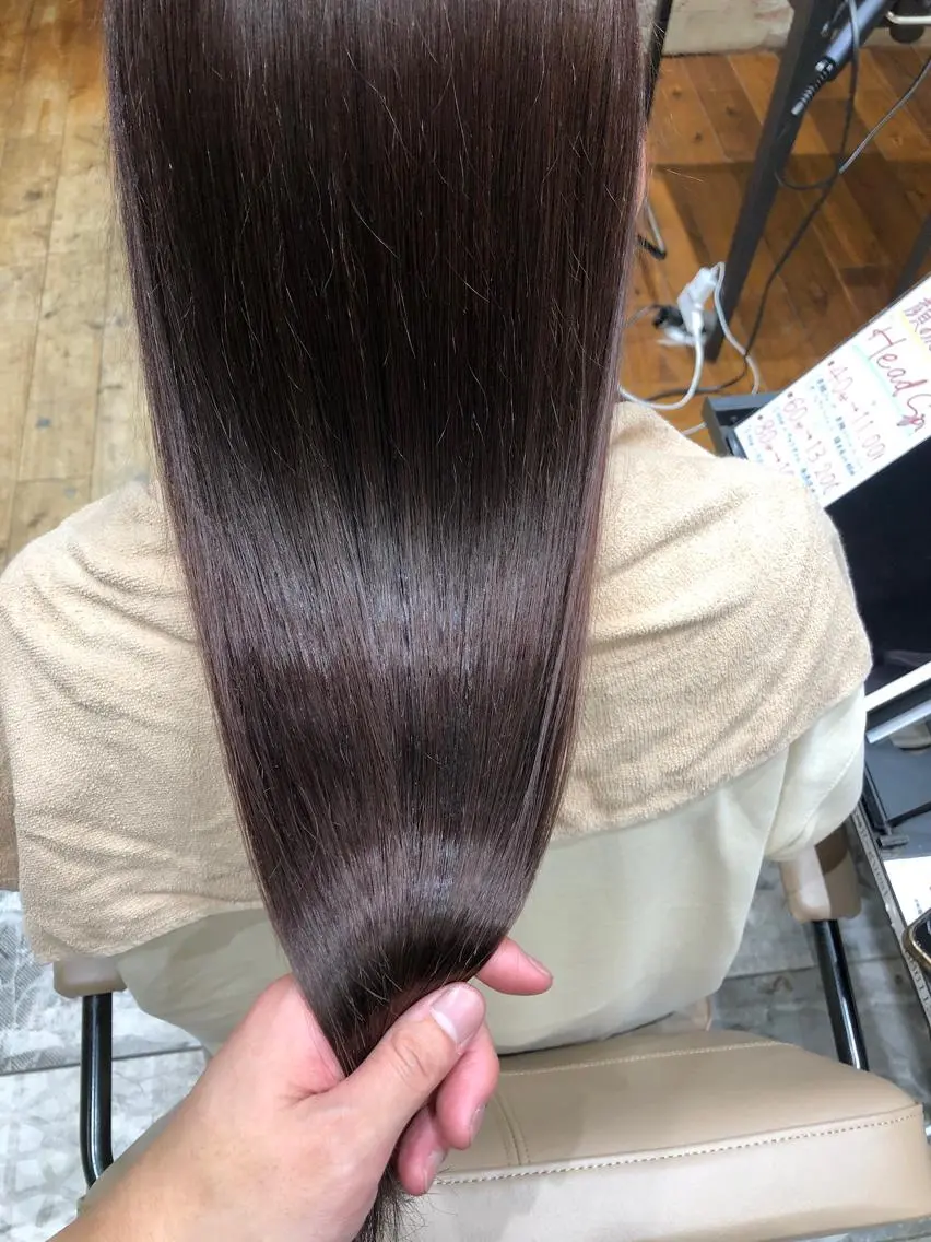 ロング カラー パーマ バレイヤージュ ブリーチ ケアブリーチ ダブルカラー ハイライトカラー カット ヘアカラー 縮毛矯正 トリートメント 銀座✨レイヤーカット 顔まわり/坂本亜裟海のヘアスタイル