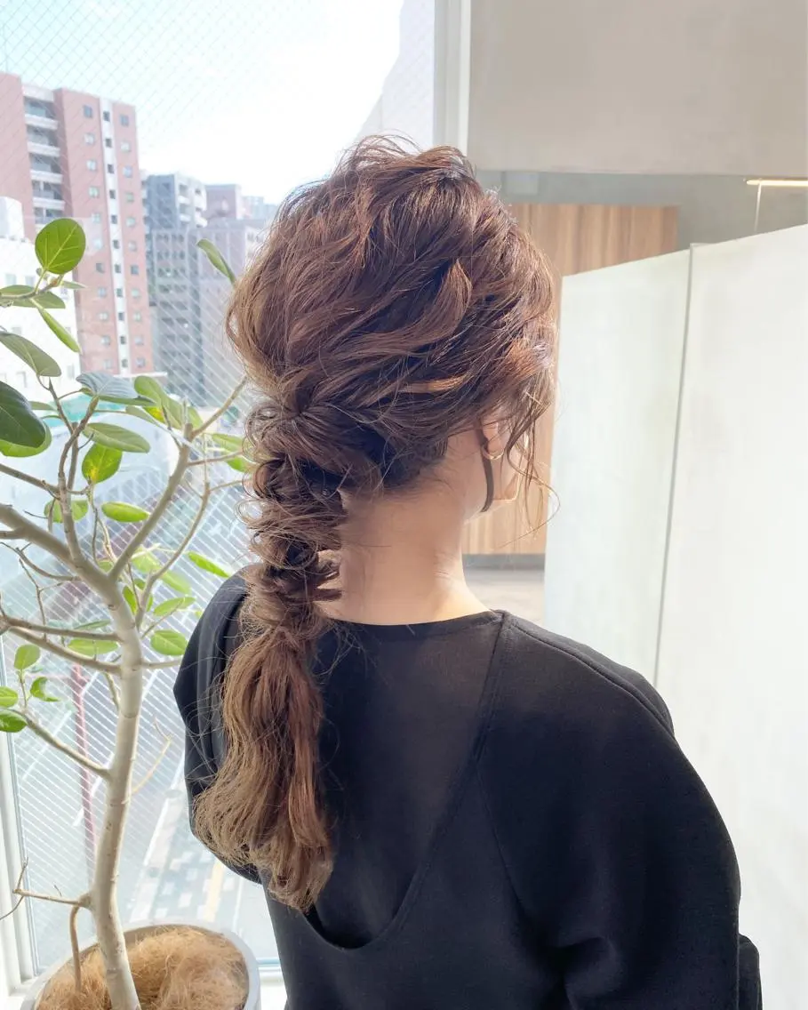 ロング ヘアセット 透明感モテ艶髪カラー Gallicaイリサのヘアスタイル