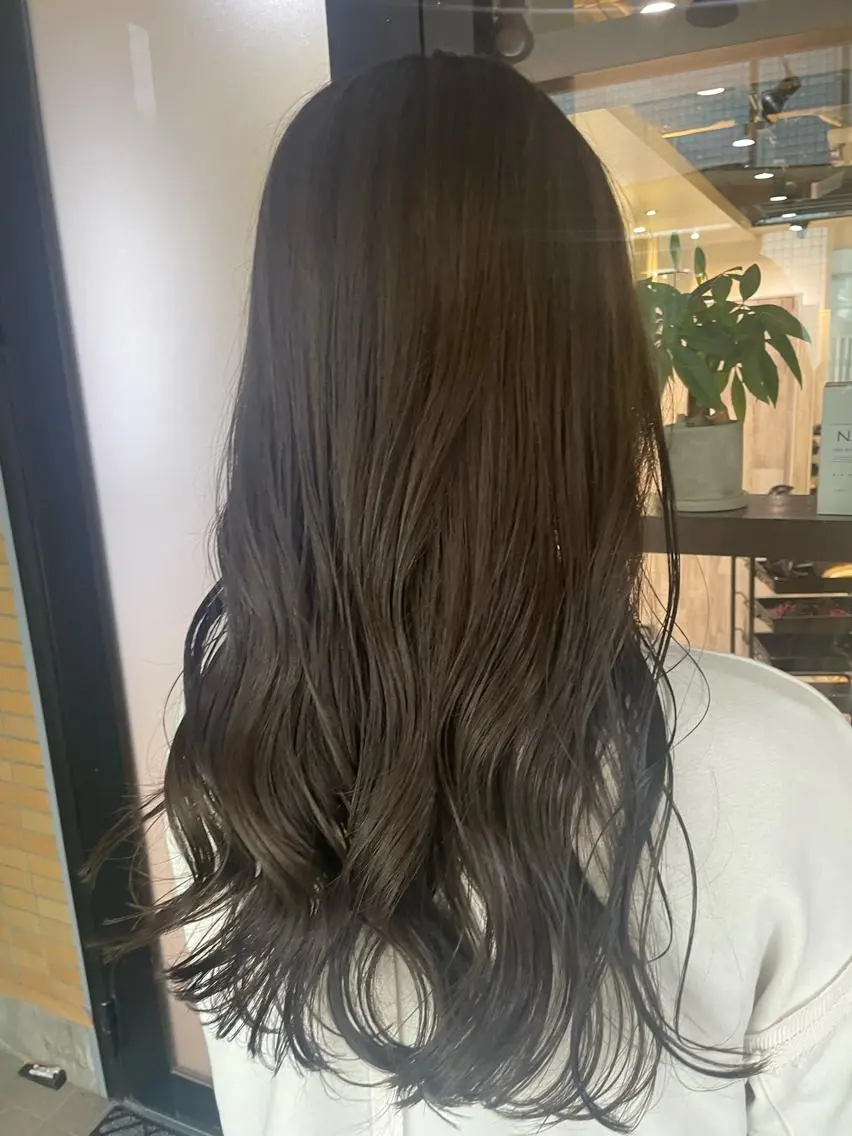 ロング カラー 透明感カラー グレージュ カット ヘアカラー トリートメント しのはら まどかのヘアスタイル