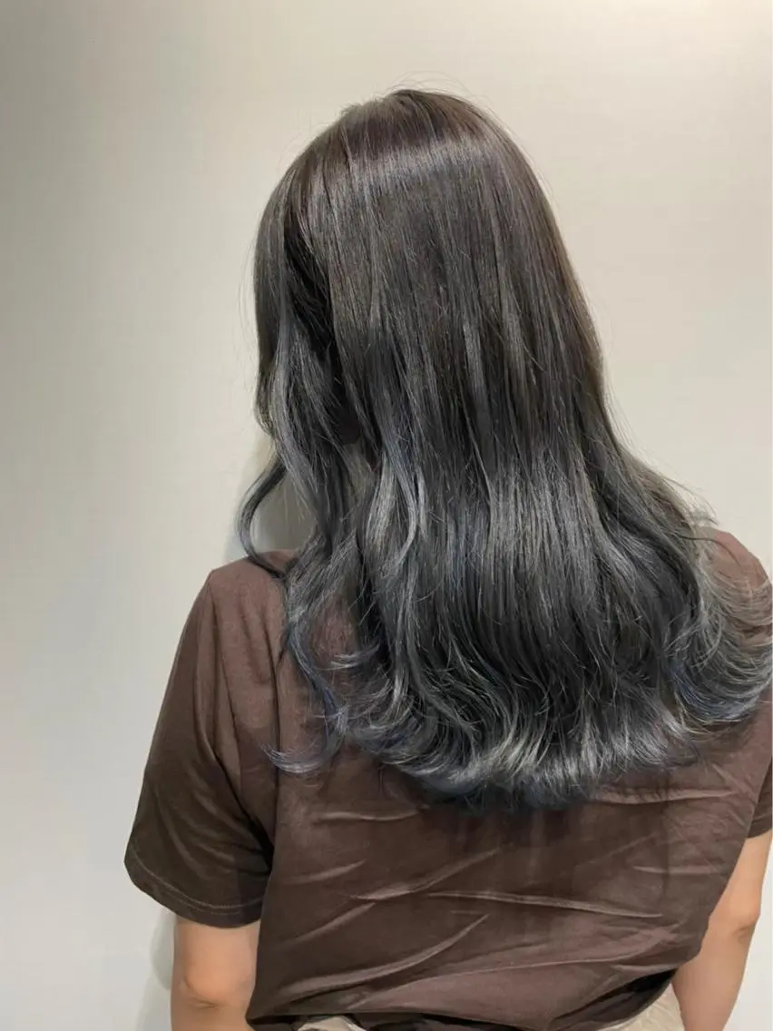 ロング カラー ツヤカラー🤍 ARISAのヘアスタイル
