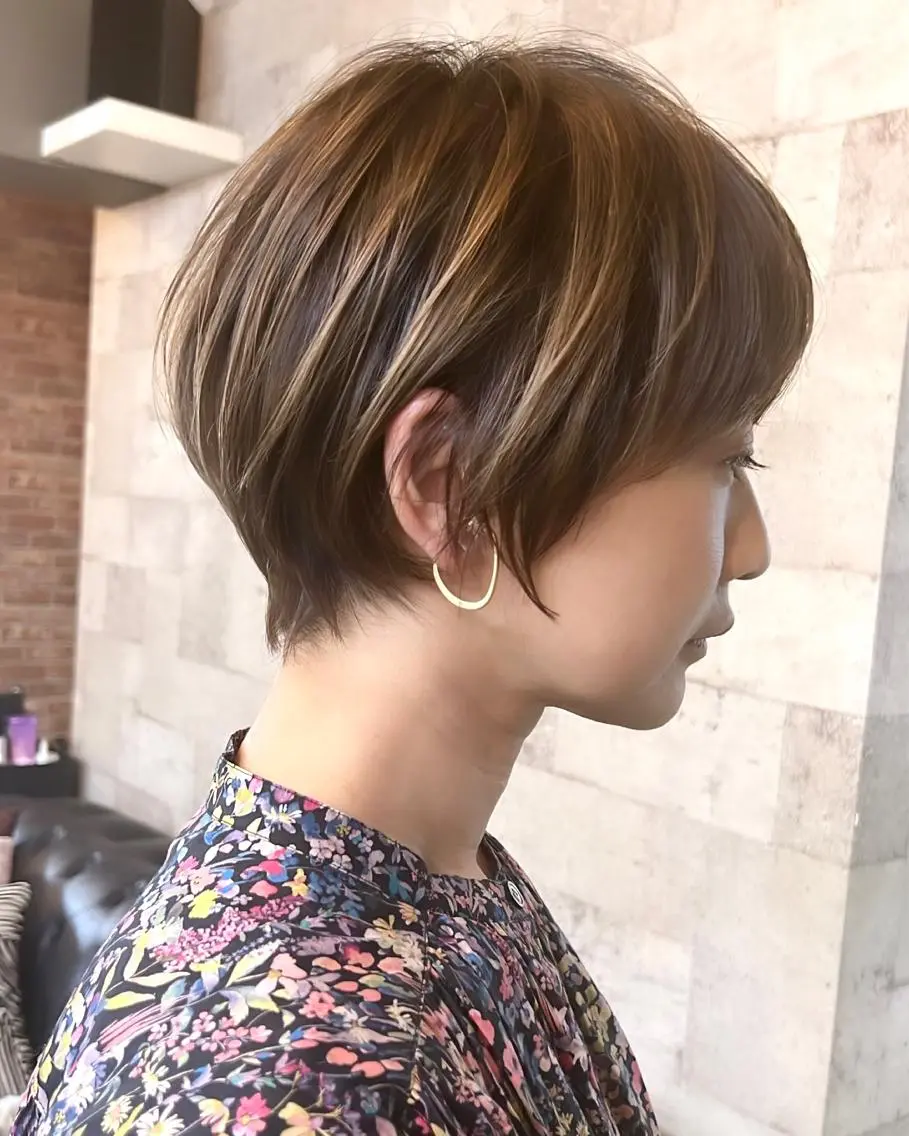 ショート PLUG hairdesignのヘアスタイル