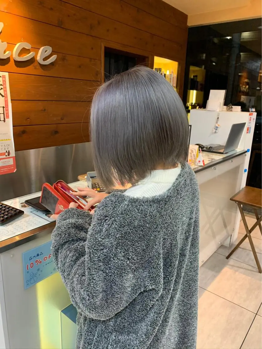 ショート カット ヘアカラー レイヤー/艶髪カラー 森本くるみのヘアスタイル
