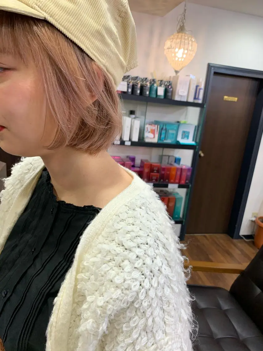 ミディアム カラー グレージュ ピンクカラー 【韓国ヘア×透明感 カラー】笹谷 莉未のヘアスタイル