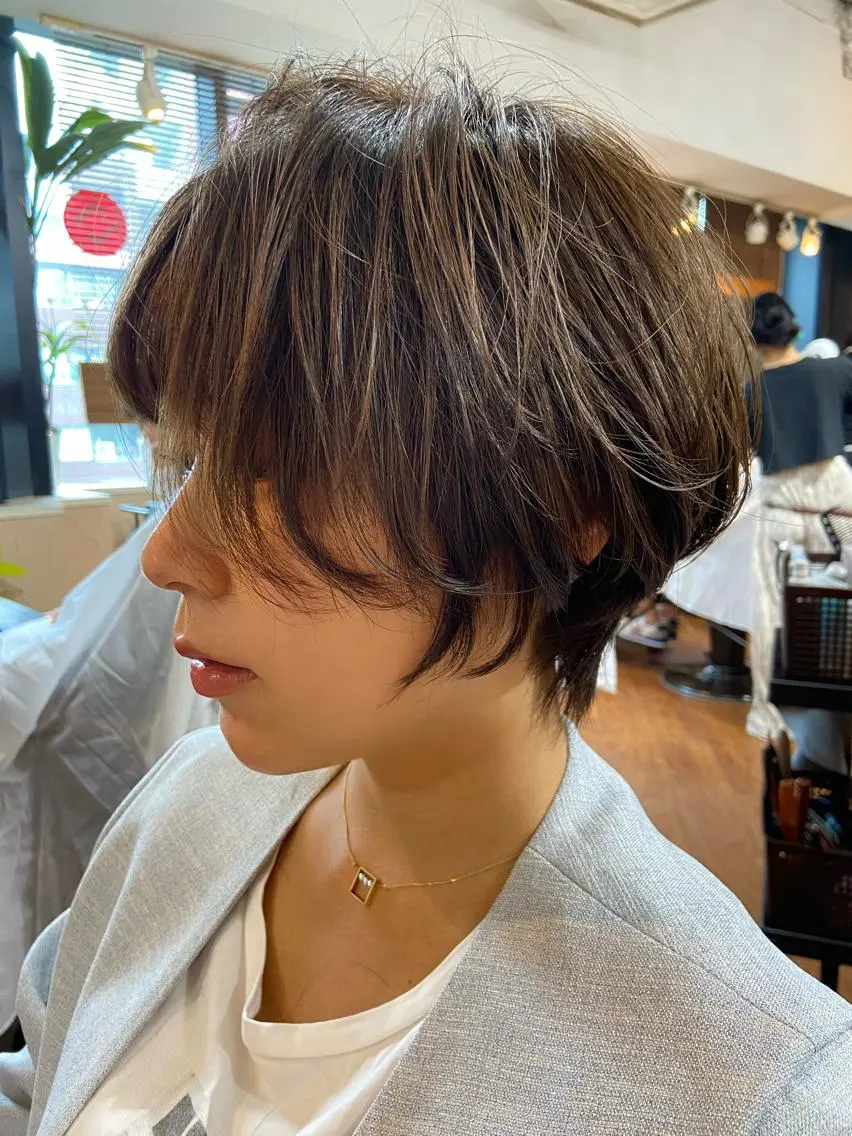 ショート カラー パーマ 艶髪/髪質改善/ レイヤー/鈴木慎一のヘアスタイル
