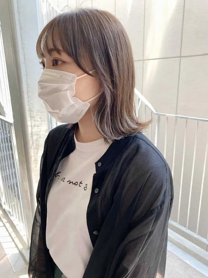 ミディアム カラー ベージュカラー ホワイトベージュ カット ヘアカラー トリートメント 樫原裕二/レイヤー カット/透明感カラーのヘアスタイル