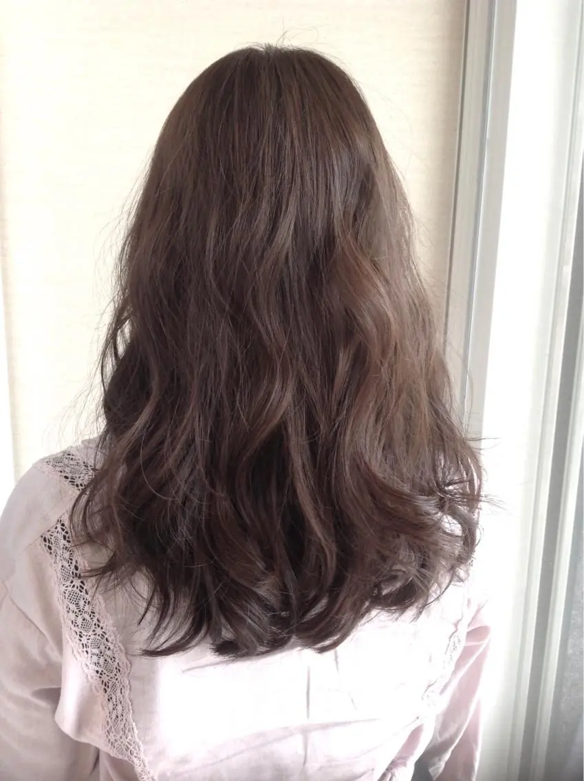 セミロング カラー セミロングパーマ 透明感カラー イルミナカラー 髪質改善縮毛矯正 美容師✂️山崎竜二のヘアスタイル