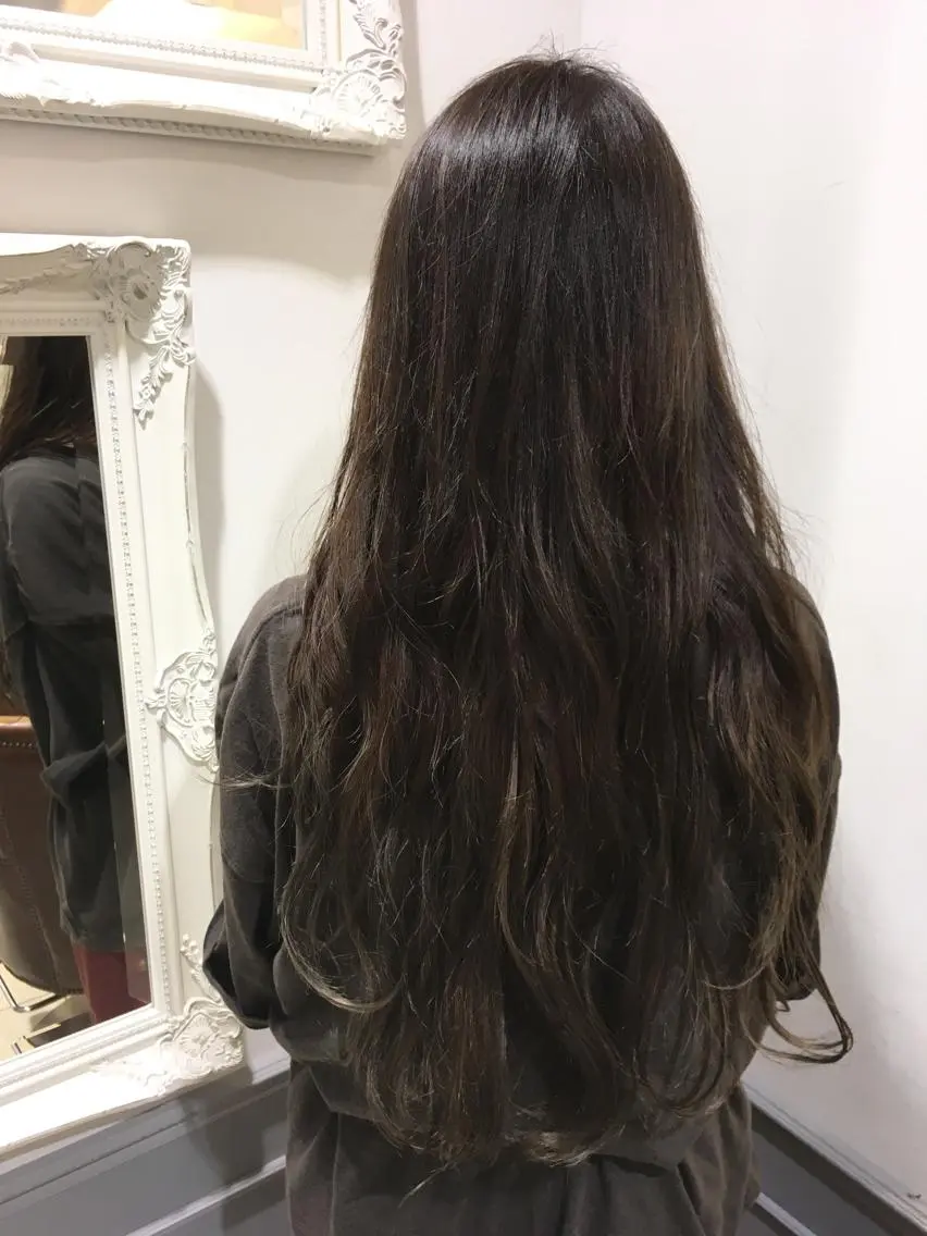 ロング カラー グラデーションカラー ハイライトカラー ハイライト 🌿椿 夢来🌿のヘアスタイル