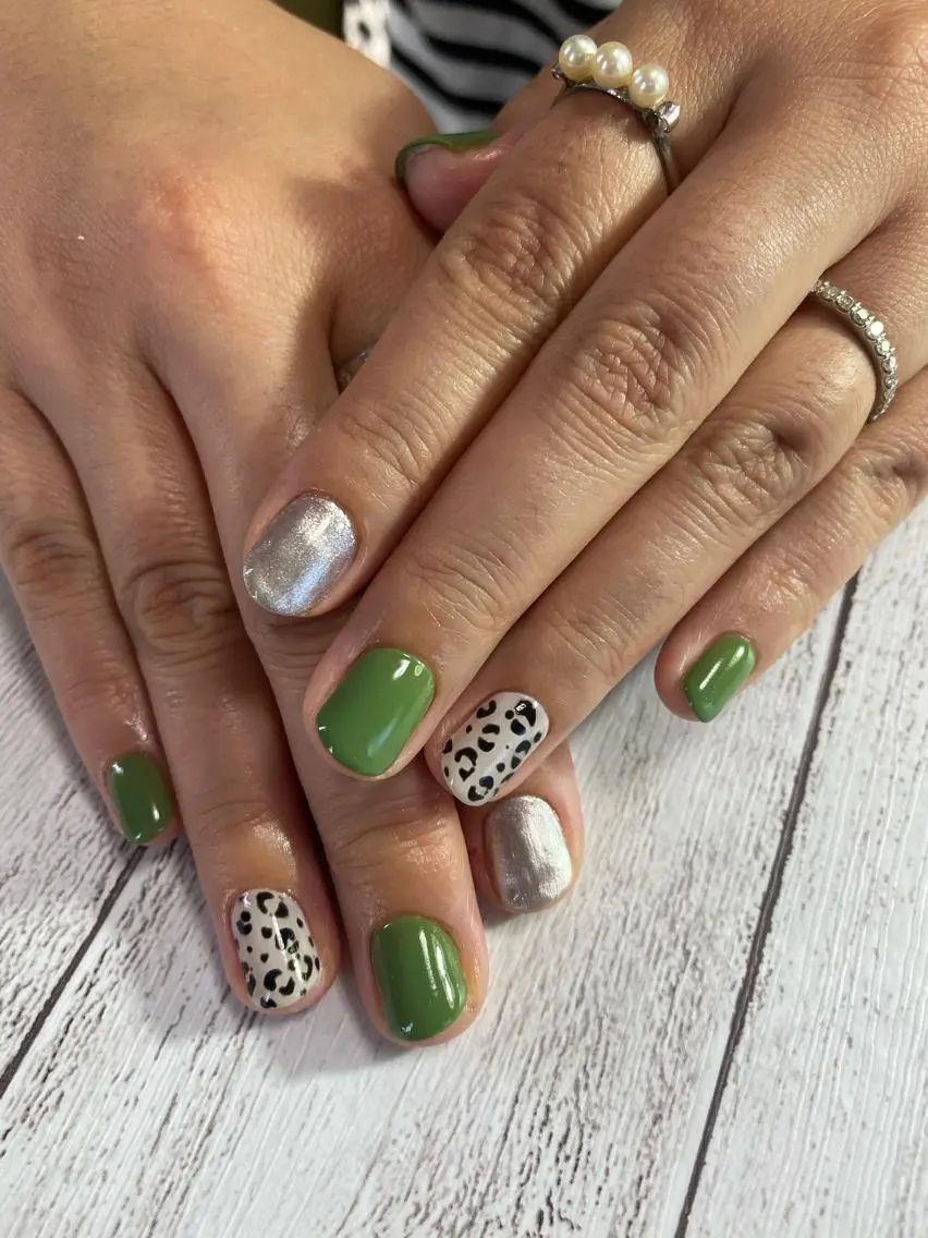 ネイル ハンドネイル NAIL Nutsのネイルデザイン