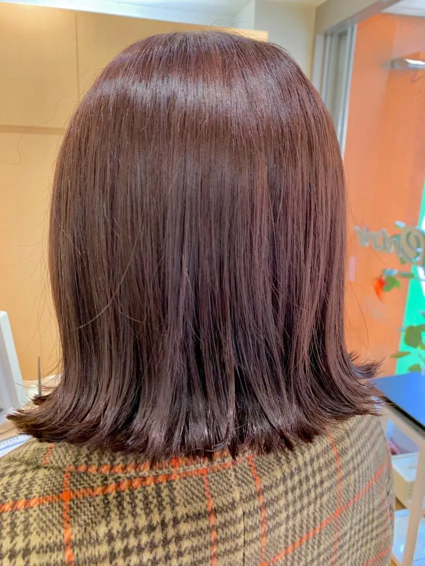 ミディアム カット ヘアカラー トリートメント 丸山 亜加理のヘアスタイル