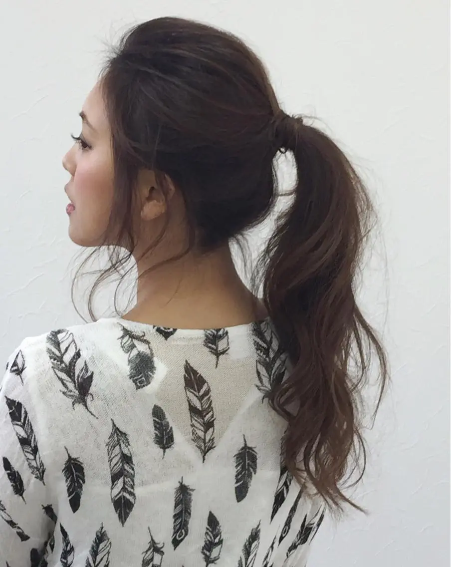 ロング カラー ヘアアレンジ ポニーテール アッシュ アッシュグレー カット ヘアカラー ヘッドスパ 山北 咲子のヘアスタイル