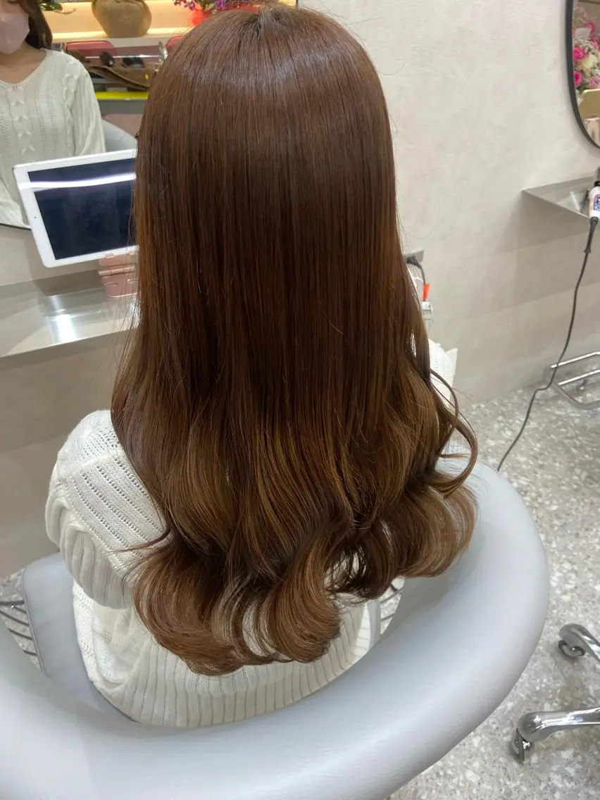 ロング カラー シールエクステ ブリーチ ブラウンカラー ケアカラー ダブルカラー カット ヘアカラー トリートメント 新宿/韓国ヘア 中明度カラー/かやのヘアスタイル