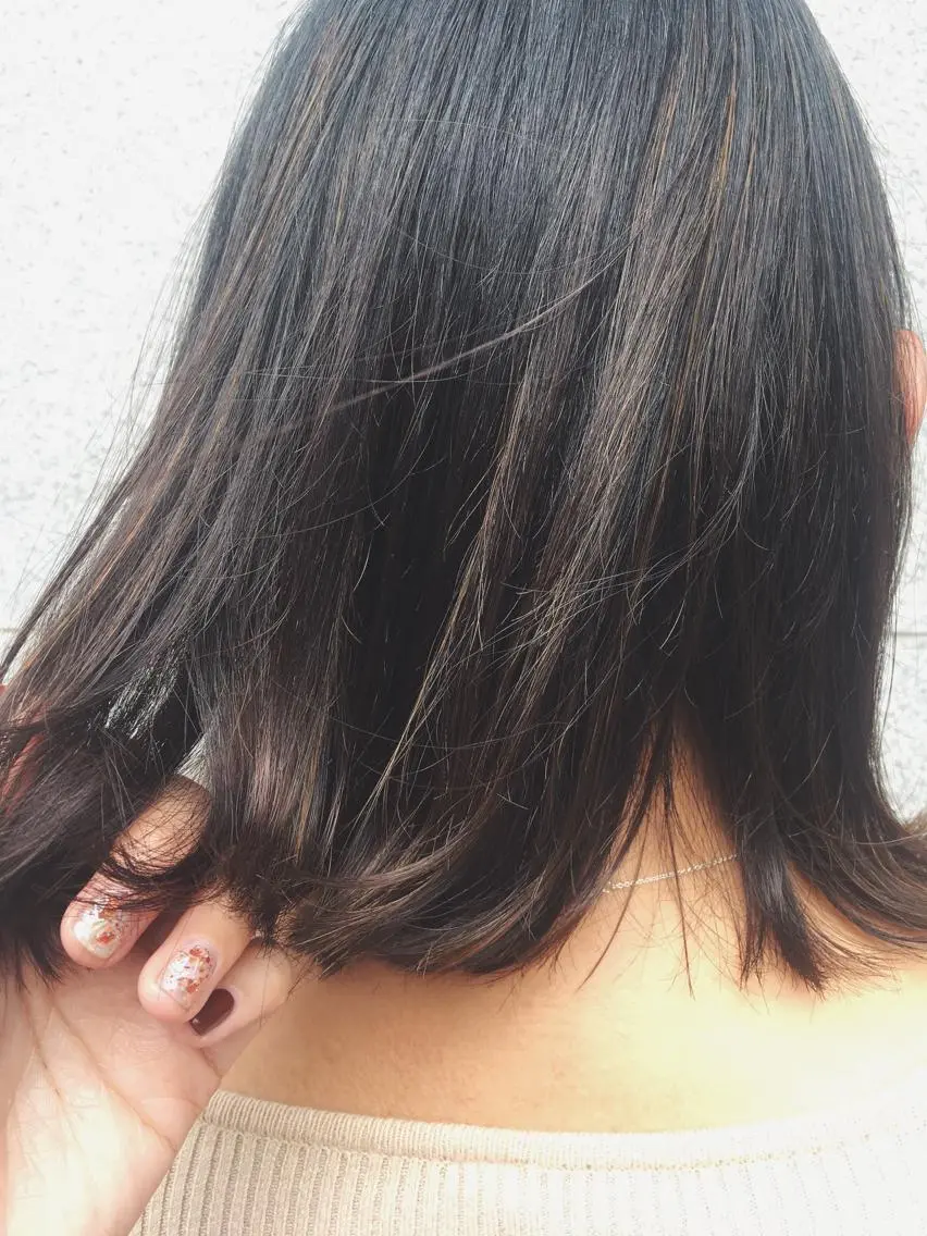 ミディアム カラー 酒井 麻里のヘアスタイル