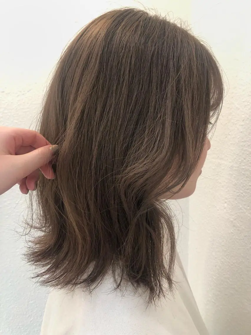 カラー ヘアカラー ブリーチカラー🎀 韓国風/寺門美優のヘアスタイル