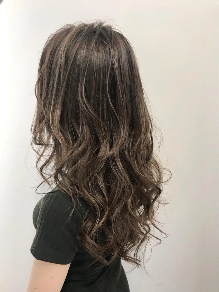 ロング ハイライト 似合わせ🩰✨ 二階堂昌恵のヘアスタイル