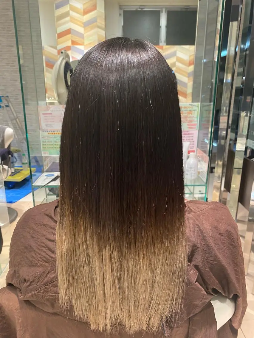ロング 髪質改善・縮毛矯正 白根凌二のヘアスタイル